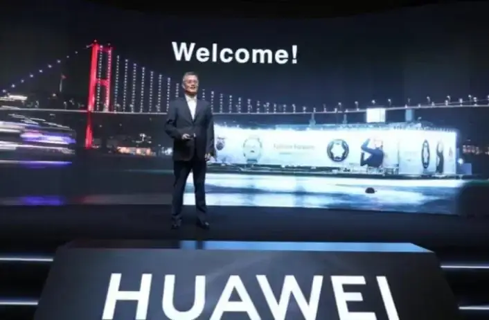 Huawei yeni akıllı ofis ve ses ürünleri Türkiye pazarında.