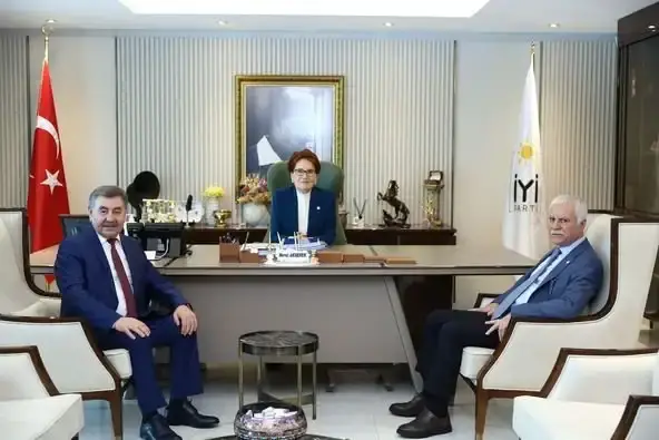 İYİ PARTİ YE KATILIMLAR DEVAM EDİYOR