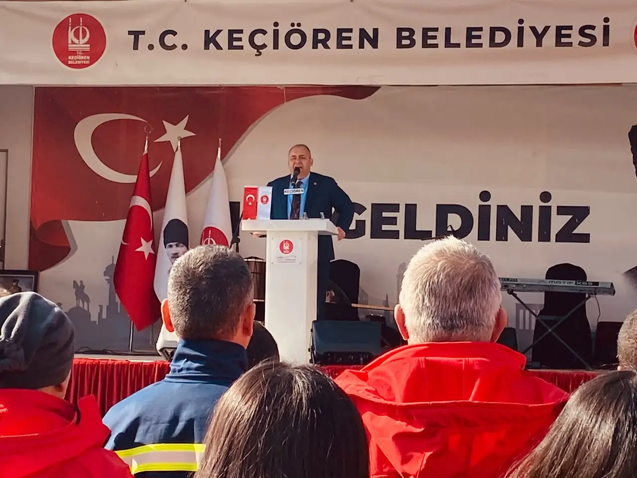 Keçiören Belediye Başkanı  Dr Mesut Özaslan  Maaş zamlarını açıklıyor.
