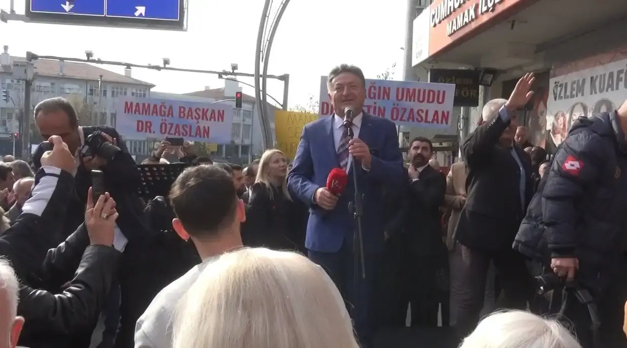 DR METİN ÖZASLAN CHP MAMAK BELEDİYESİ ADAY ADAYI OLDUĞUNU AÇIKLADI.