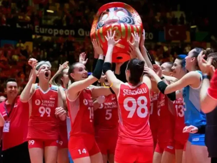FİLENİN SULTANLARI AVRUPA ŞAMPİYONU