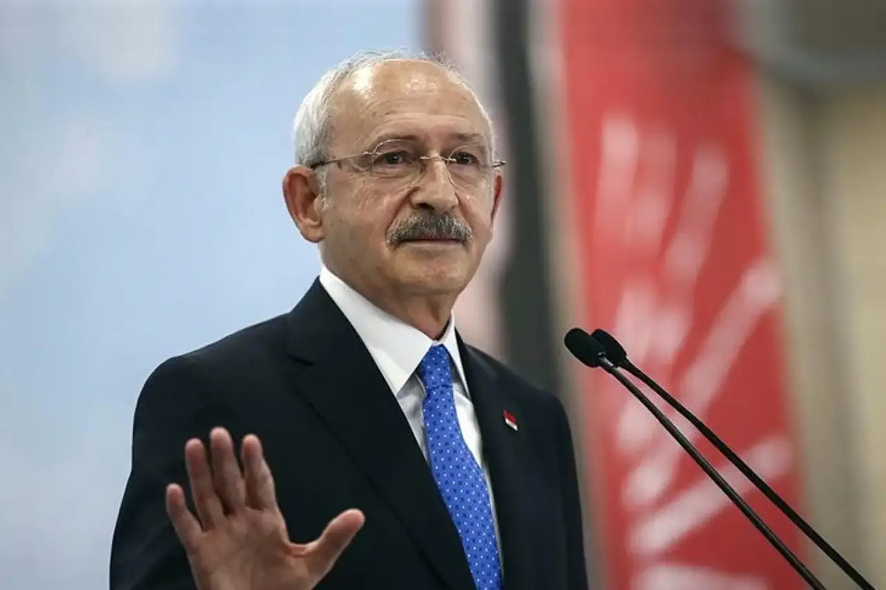 KILIÇDAROĞLU BÜTÜN DANIŞMANLARININ GÖREVİNE SON VERDİ.